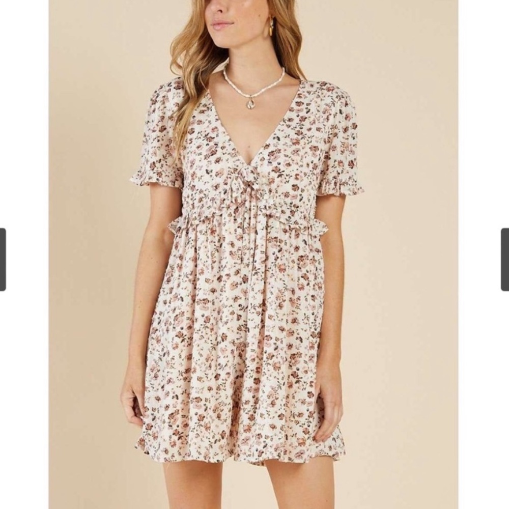 Sadie & Sage flowy floral romper